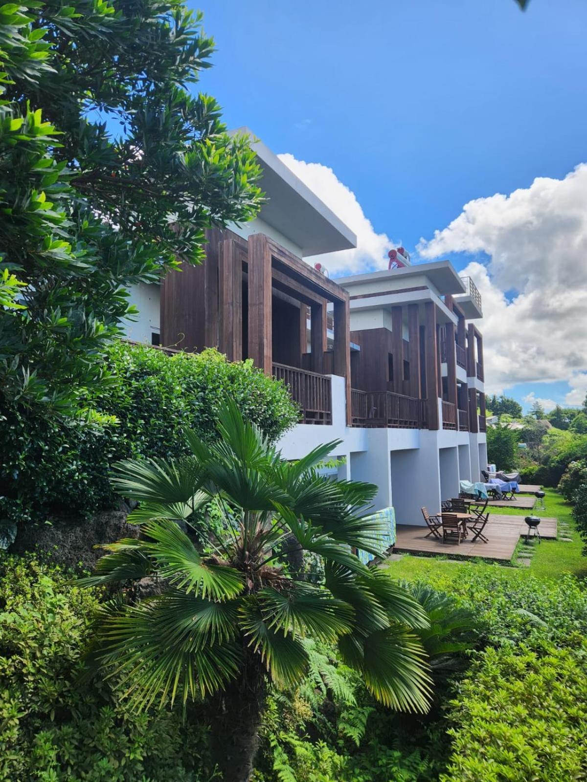 Jeju Eco Suites Seogwipo Ngoại thất bức ảnh