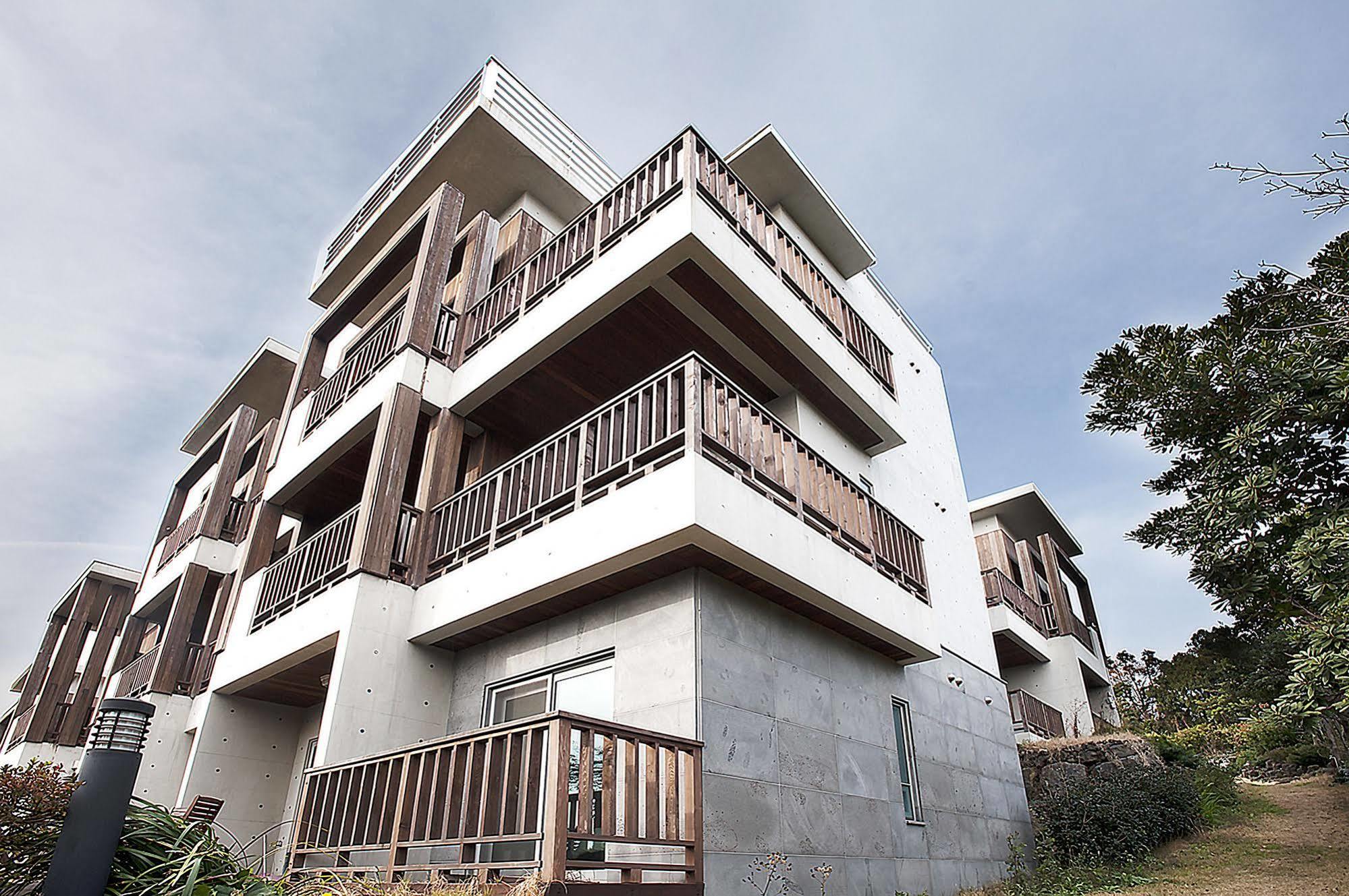 Jeju Eco Suites Seogwipo Ngoại thất bức ảnh